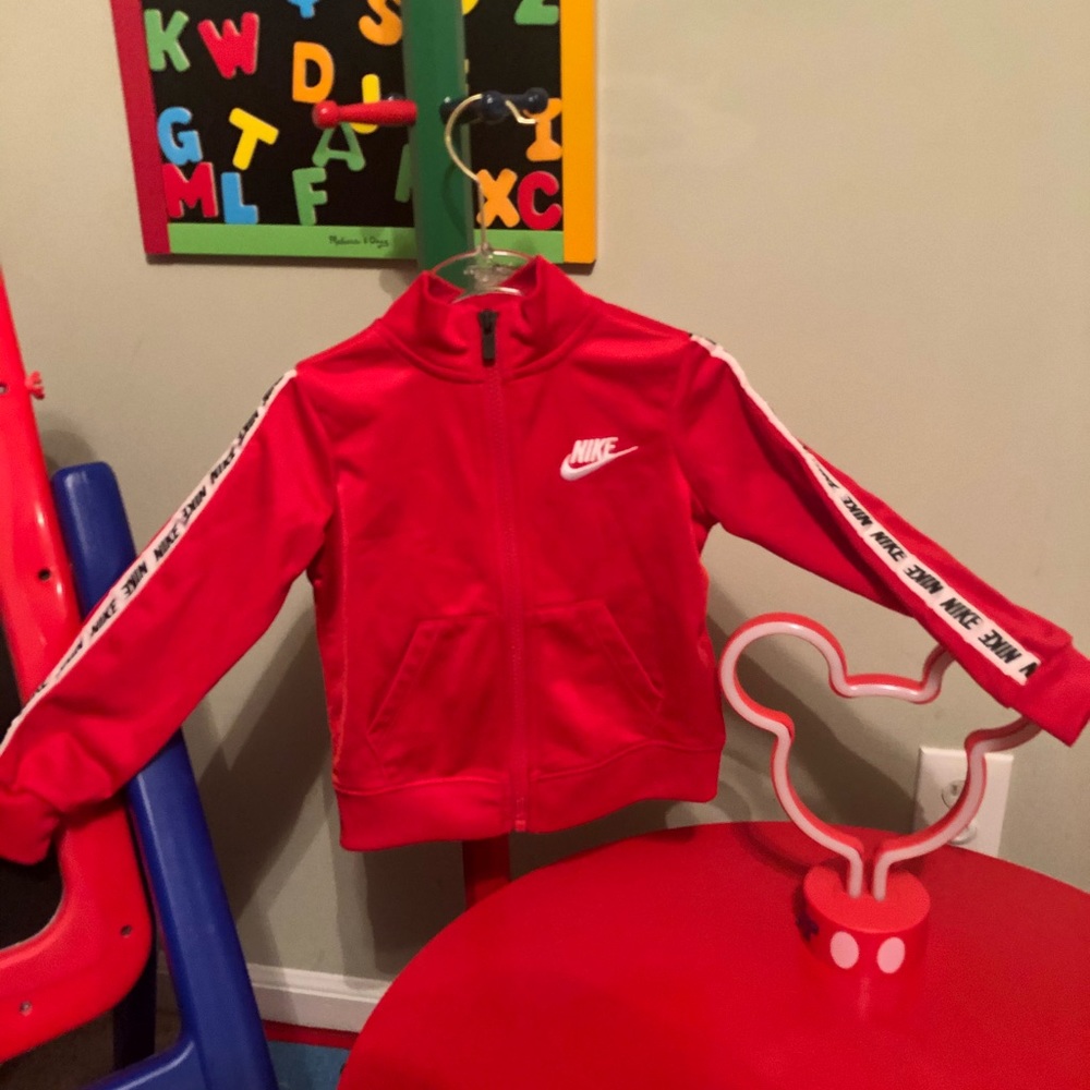 Nike sweatsuit